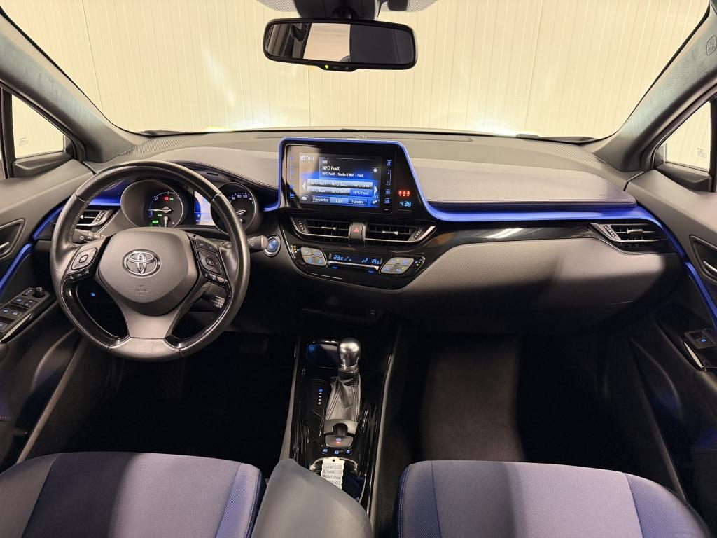 Toyota C-hr 1.8 hybrid bi-tone plus
