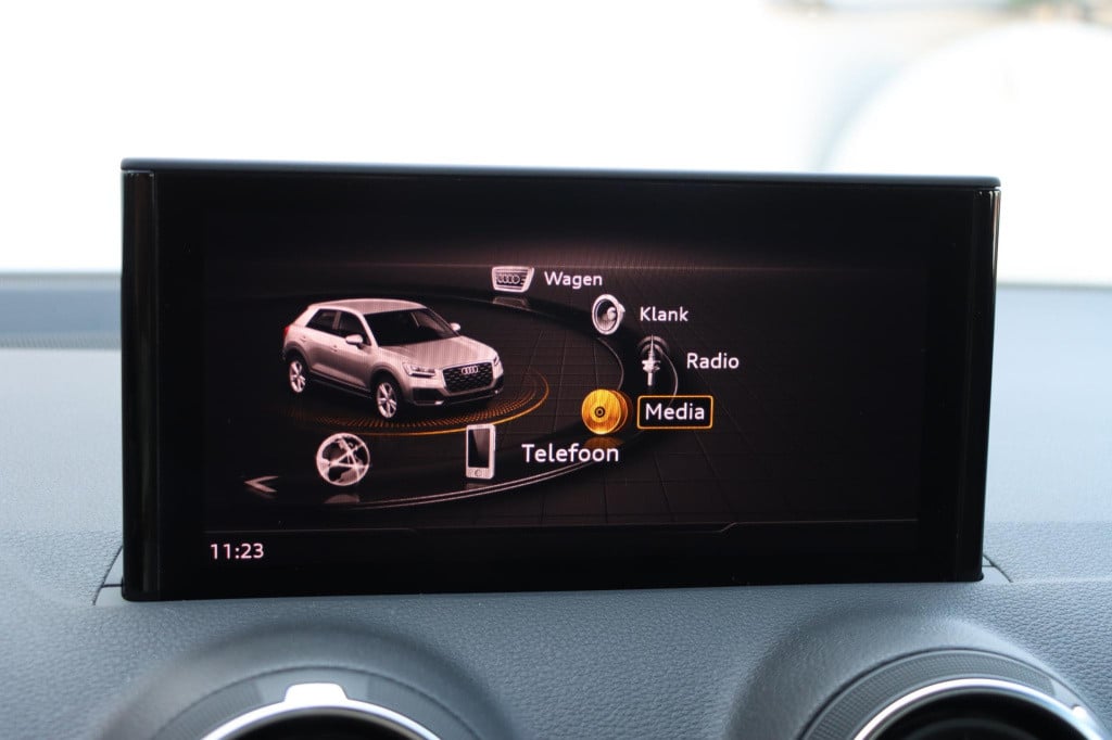 Audi Q2 35 tfsi 150pk s tronic pro line