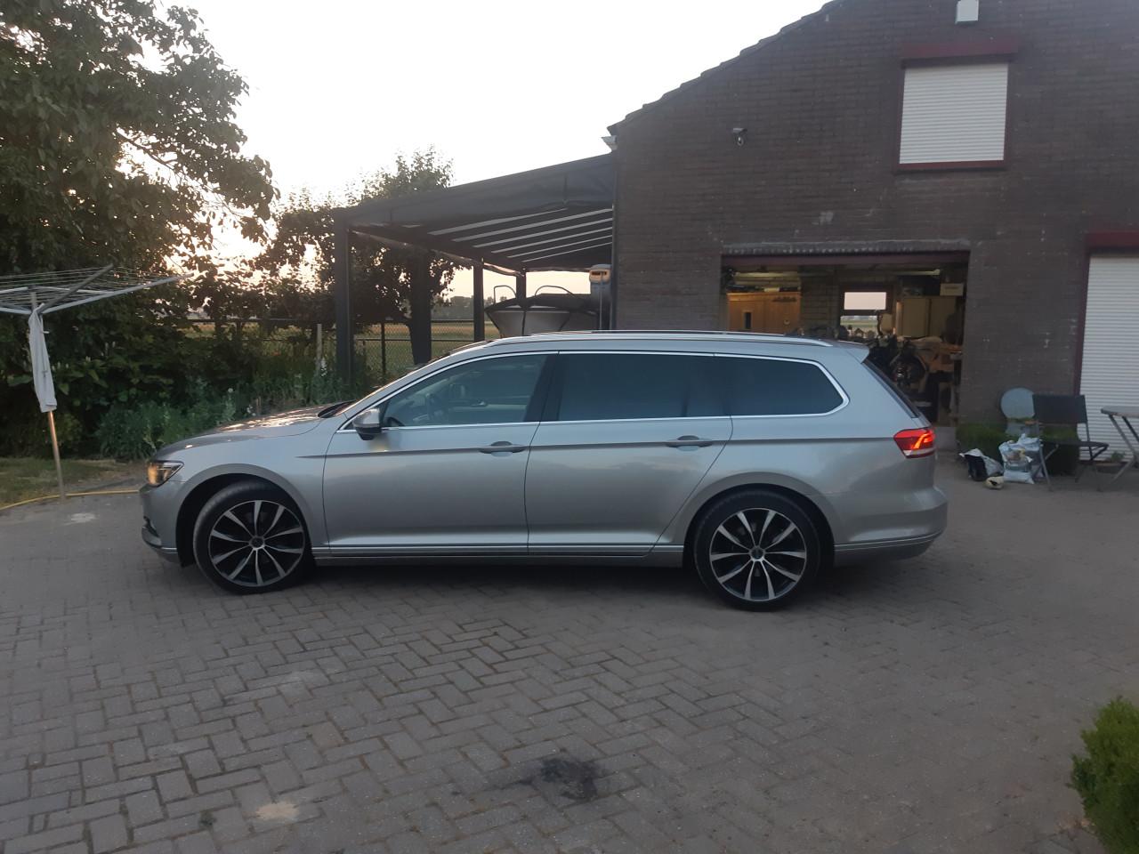 VW Passat
