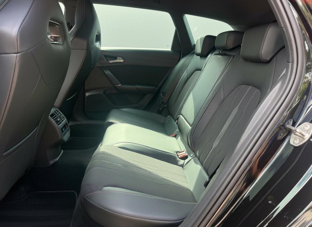 Cupra Leon Sportstourer 1.4 e-hybrid vz adrenaline