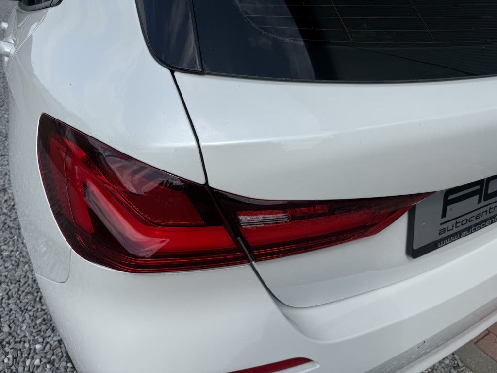BMW 1 Serie 118i executive edition 5-drs