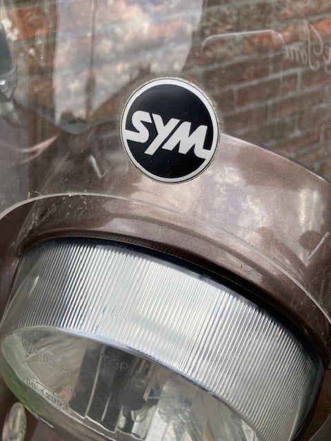 LEUKE SYM FIDDLE II 45 KM BROMSCOOTER ! BOUWJAAR 2016