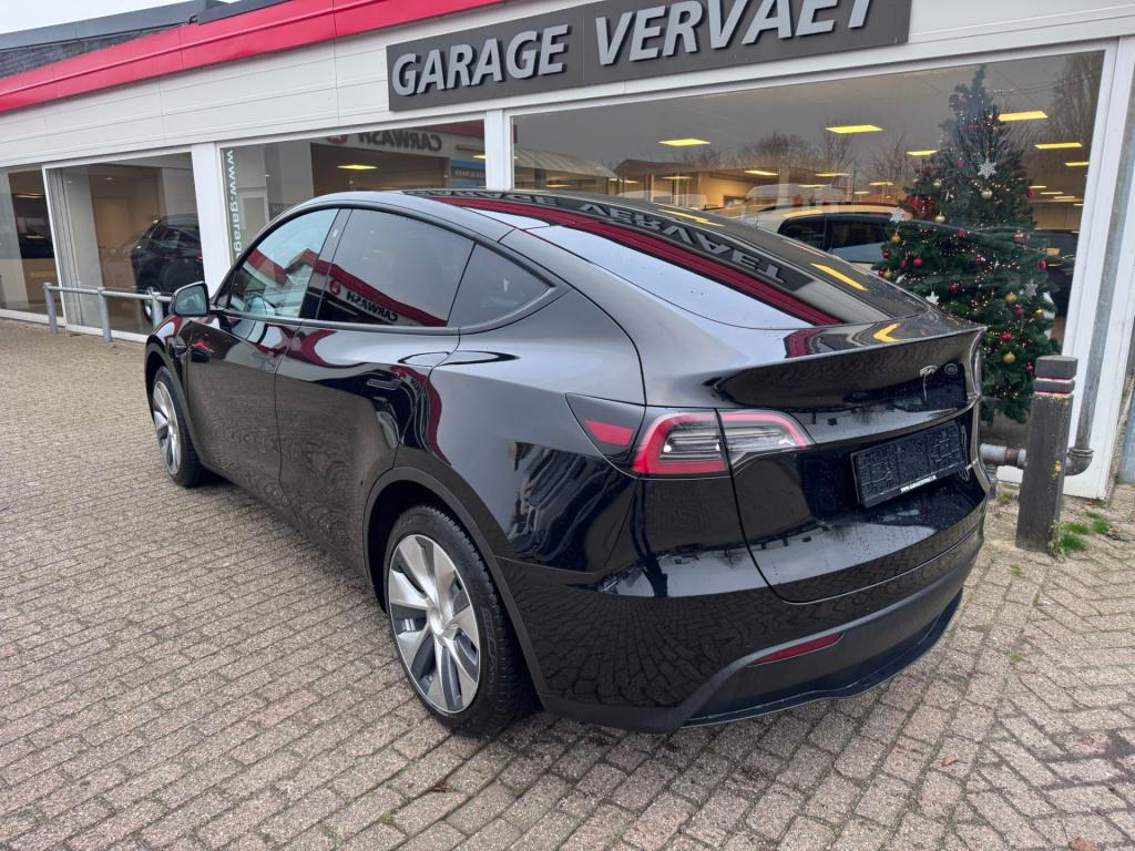 Tesla Model Y long range awd 75 kwh