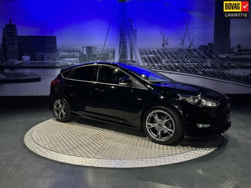 Ford Focus 1.5 ecoboost st line business *navi*camera*
