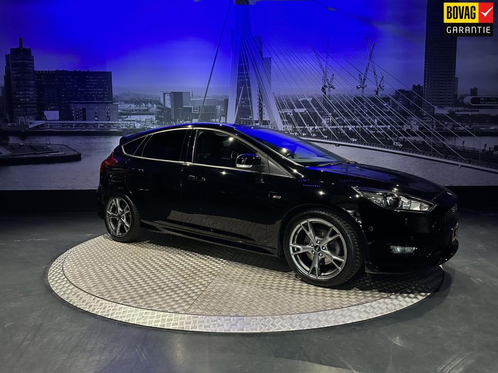 Ford Focus 1.5 ecoboost st line business *navi*camera*