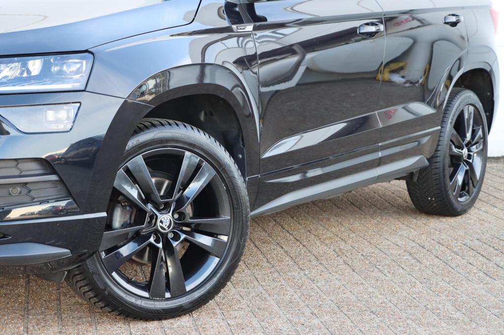 Skoda Karoq 1.5 tsi sportline business dsg7 150pk