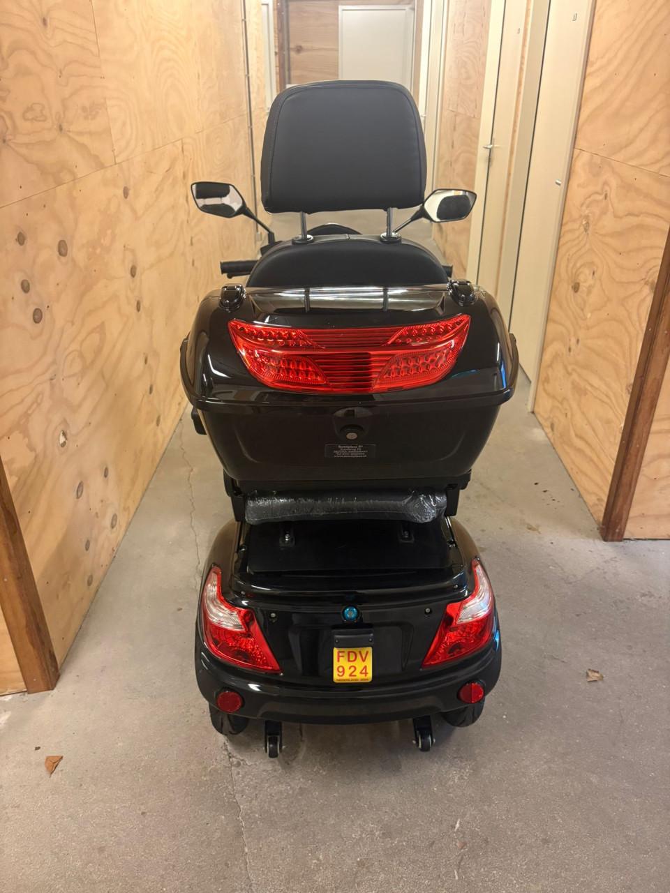 Scootmobiel IVA S1000 4 Wielen