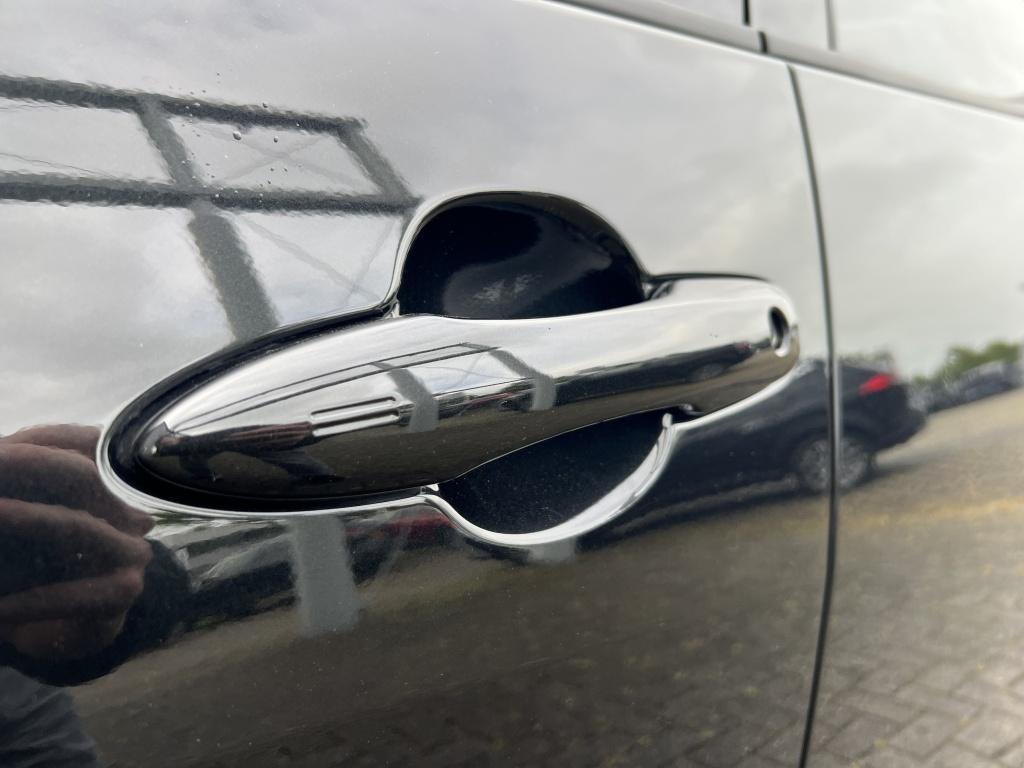 Toyota Yaris hybrid 115 dynamic
