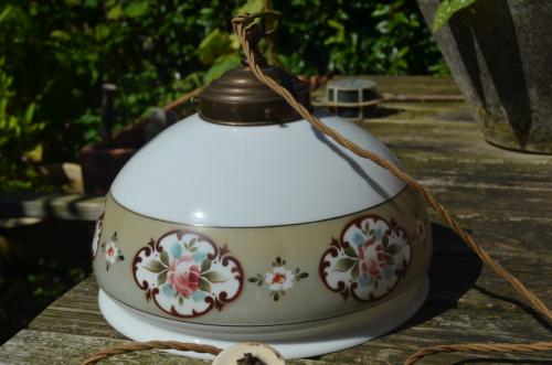 Antieke glazen hanglamp jaren '20-ish.