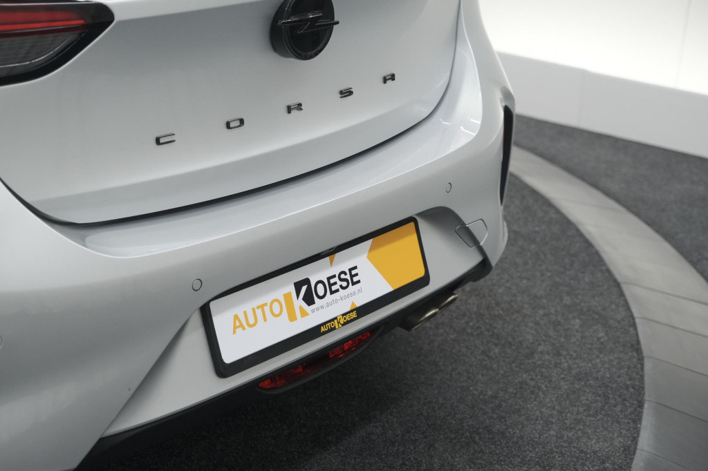 Opel Corsa 130 eat8 gs line | camera | navigatie | apple carplay | parkeers