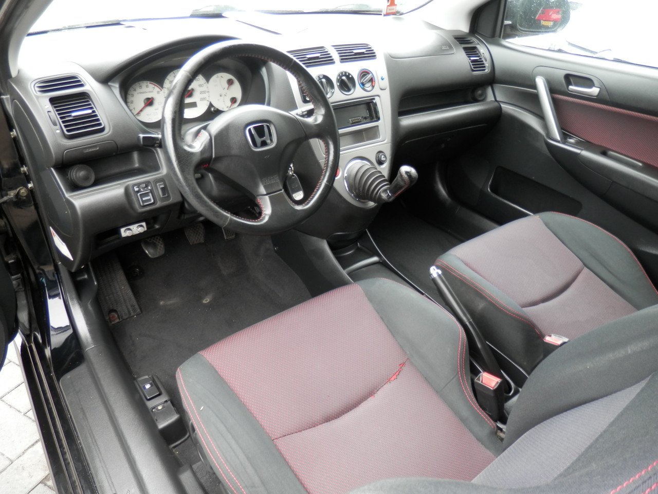Auto Garant Biedt Aan: Honda Civic 1.6 3 DR Sport