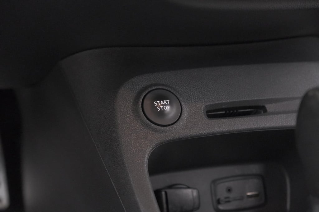 Renault Captur tce 150 edc intens | trekhaak | camera | dodehoekdetectie | 