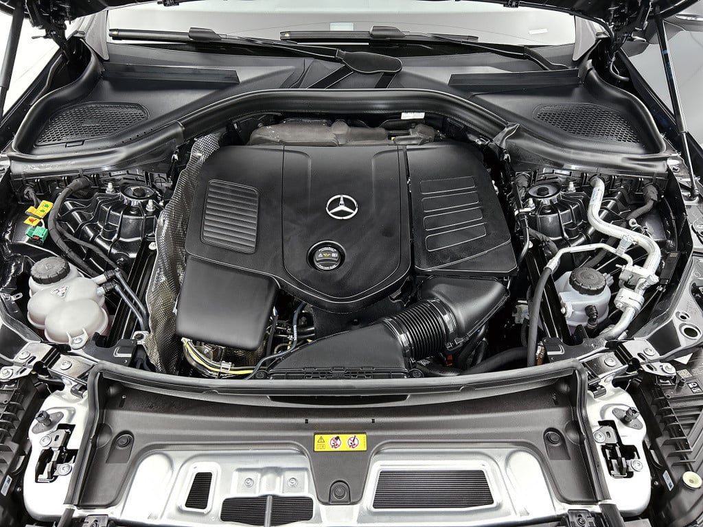 Mercedes-Benz Glc 300e 4matic sport edition | trekhaak | nightpakket | park