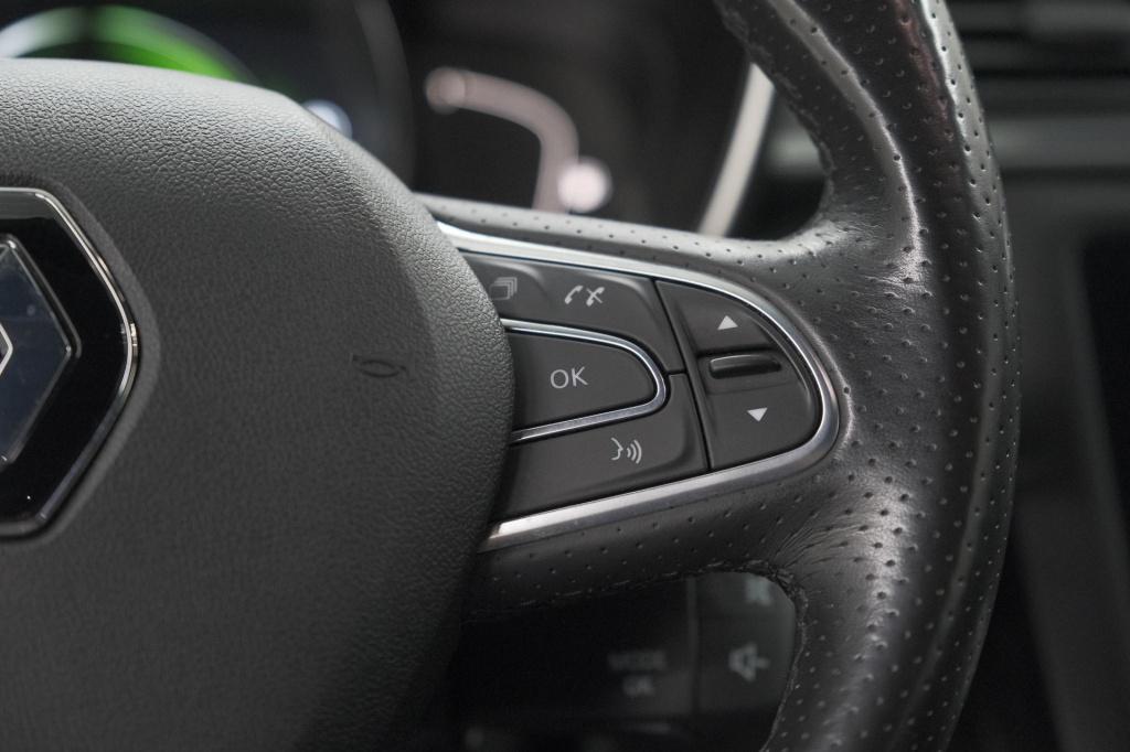 Renault Kadjar tce 160 edc black edition | bose audio | adaptieve cruise co