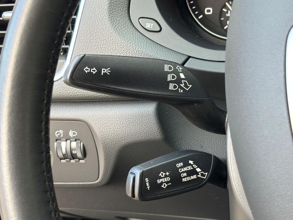 Audi Q3 1.4 tfsi 150pk pro line- trekhaak- navigatie-rijklaarprijs incl. ga