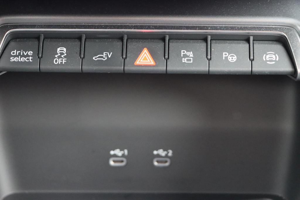 Audi A3 sportback 40 tfsi e s edition 204pk s-tronic