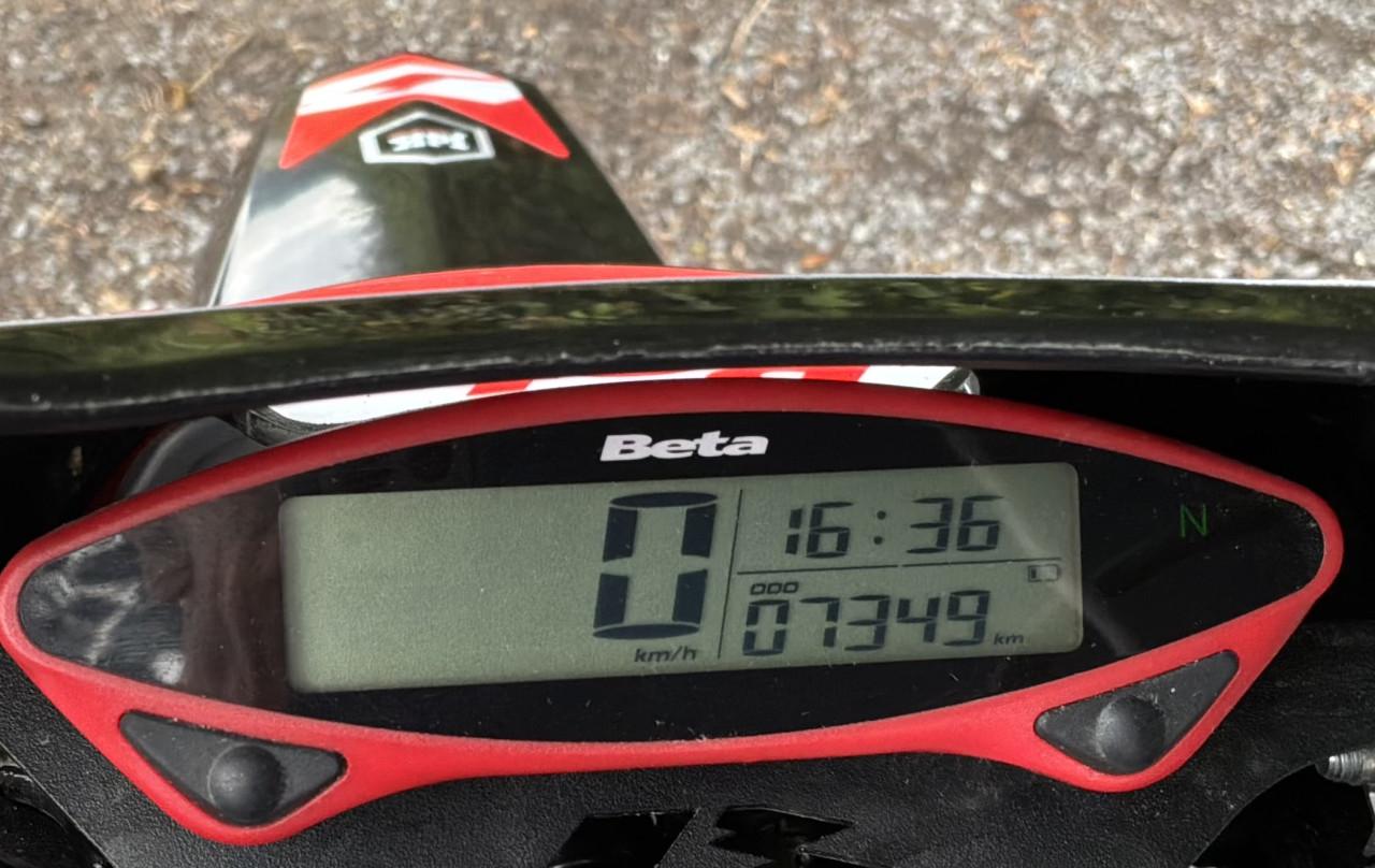 Te koop aangeboden een mooie Beta Motard Sport