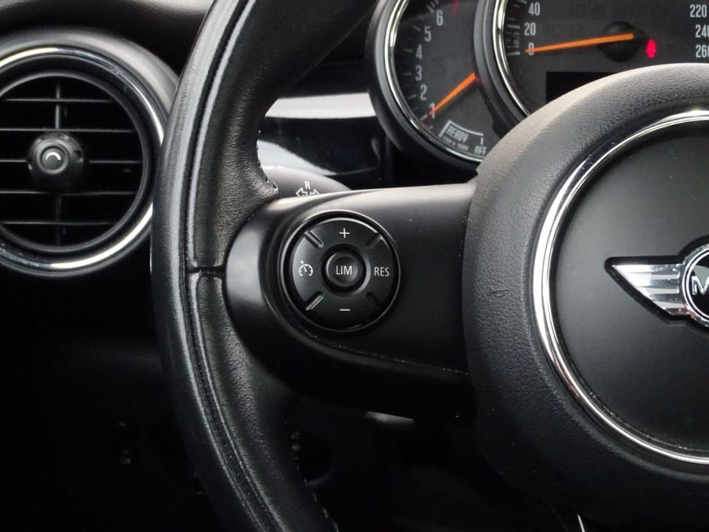 Mini One mini 1.2 business pano | bluetooth | navi