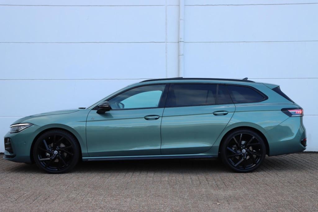Volkswagen Passat variant 1.5 etsi r-line business dsg7 150pk