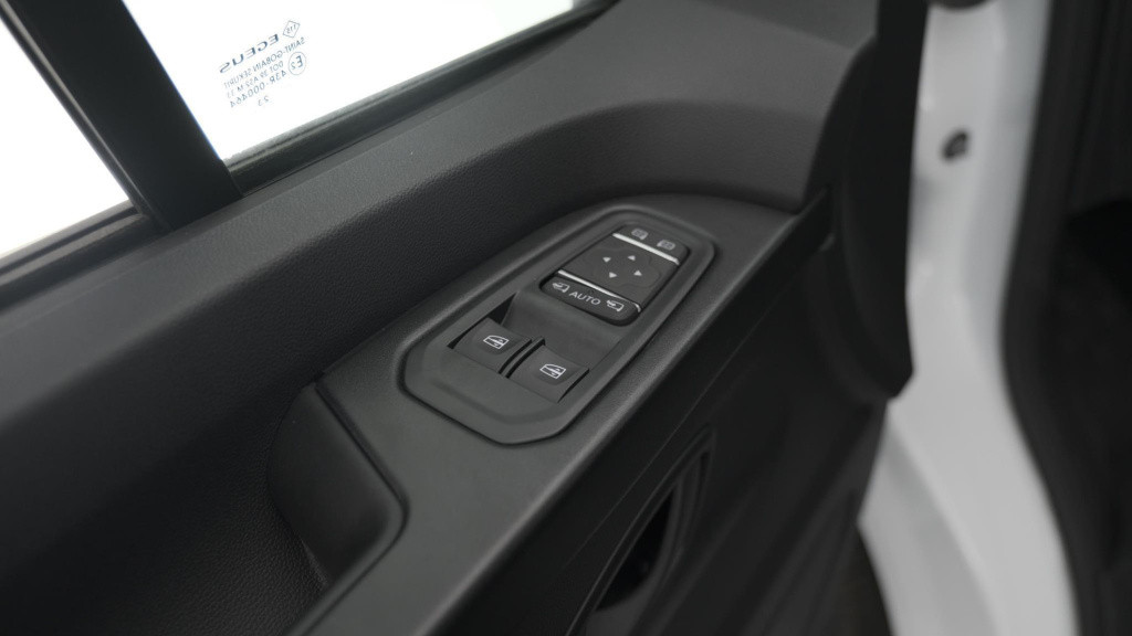 Renault Trafic 2.0 blue dci 150 t30 l2h1 start | trekhaak | camera | airco 