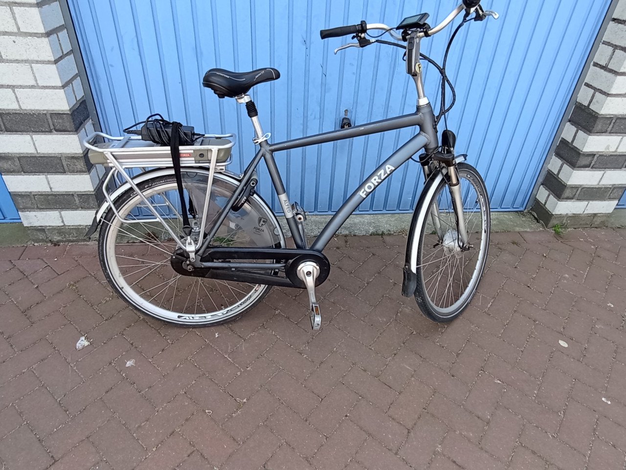 Herenfiets met elektrische ondersteuning