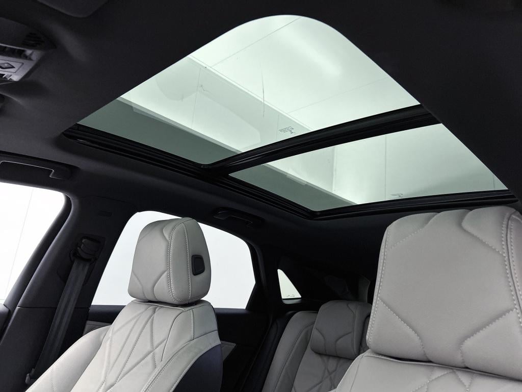 Ds Ds 7 crossback e-tense 300pk 4x4 automaat rivoli | rijklaar | panoramada