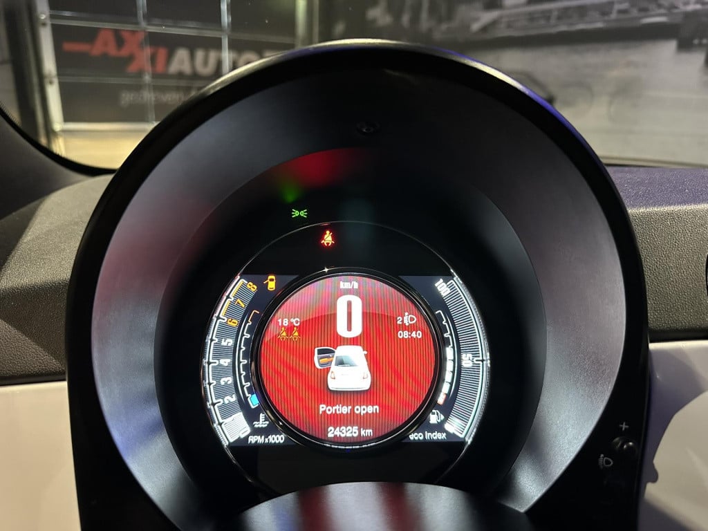 Fiat 500 1.0 hybrid dolcevita *panoramadak*applecarplay*clima*