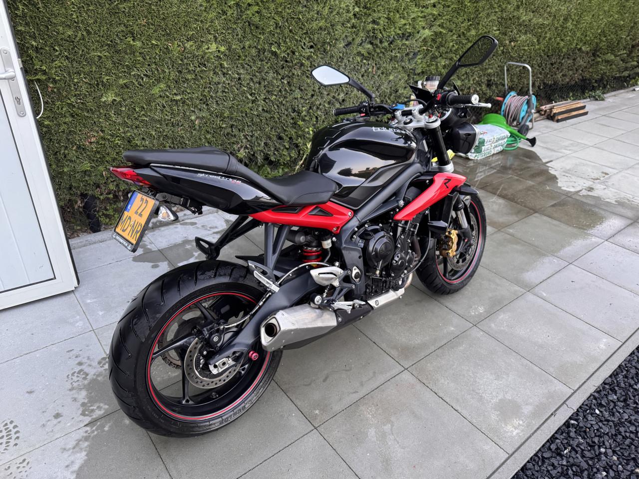 Triumph Street Triple
