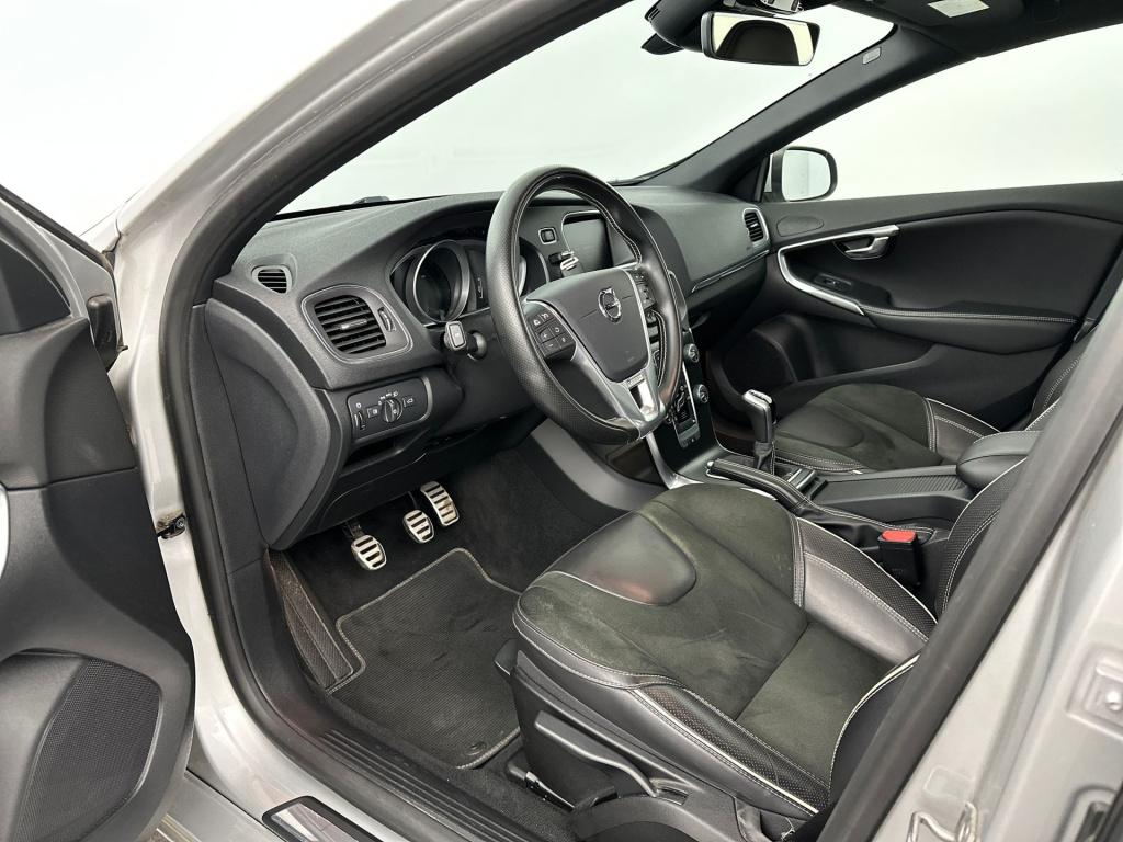 Volvo V40 1.5 t2 r-design