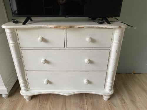 Brocante kast/commode