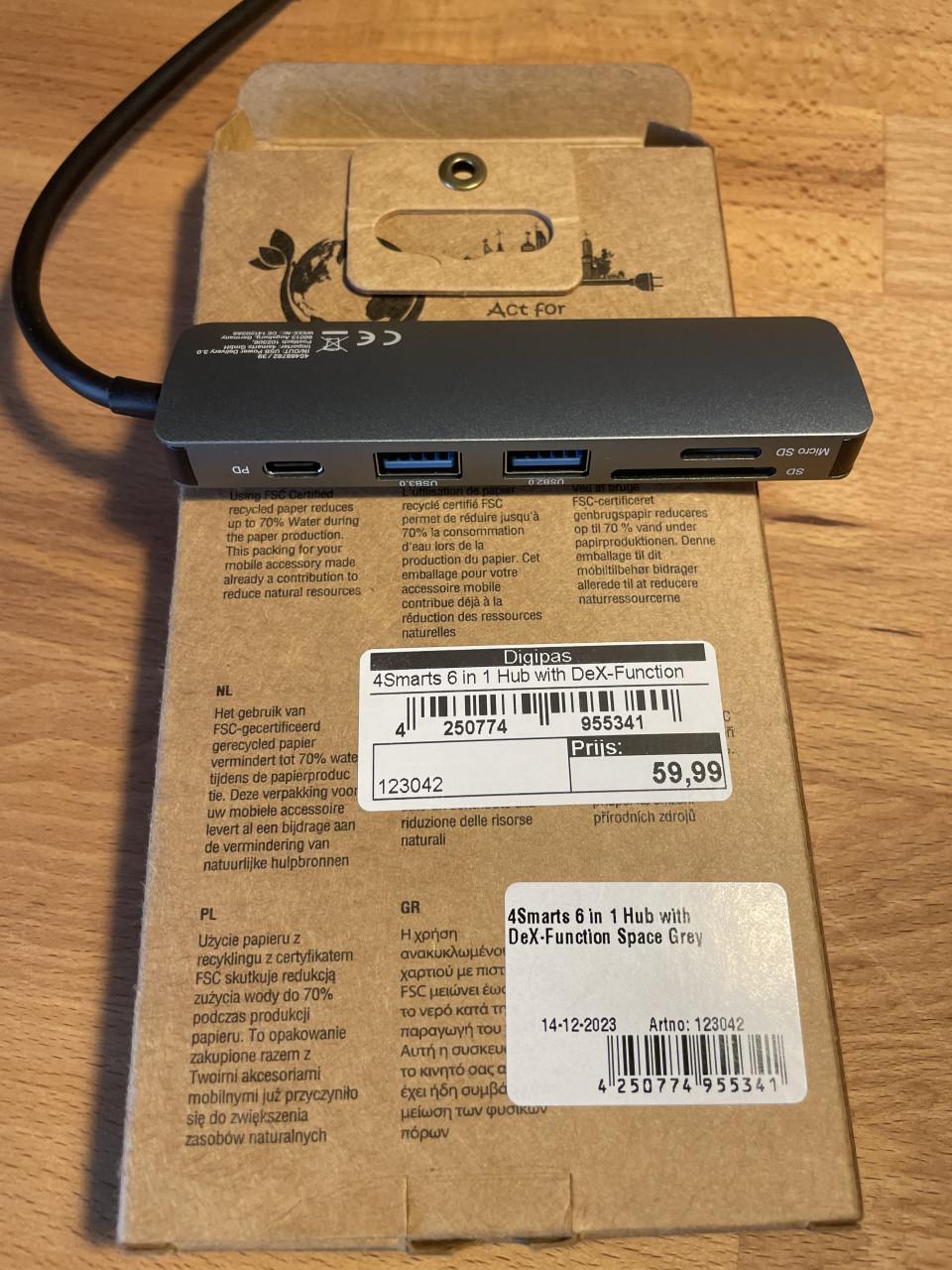 Te koop connector hub voor PC (USB etc) zie foto’s