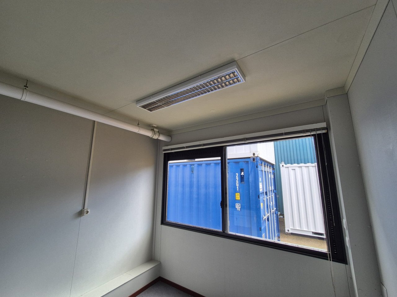 6x3m kantoorunit / woonunit / schaftkeet / bouwkeet keuken toiletten