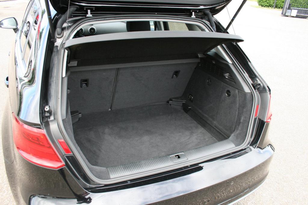 Audi A3 sportback 1.2 tfsi s-line