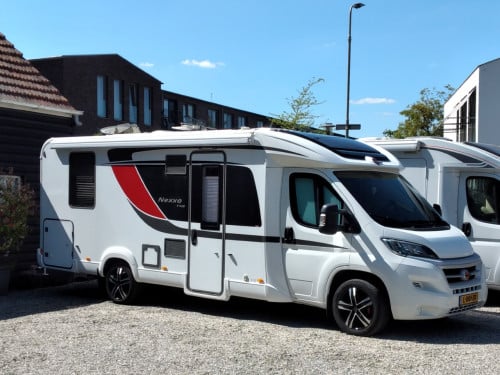 Burstner Nexxo T745