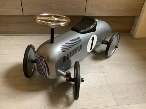 Super gave metalen loopauto izgst