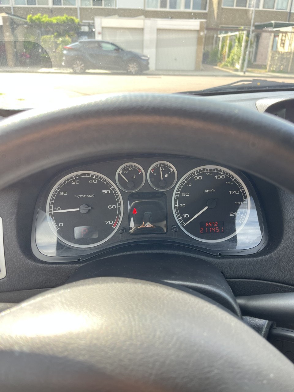 Peugeot 307 - 1.6-16V XT