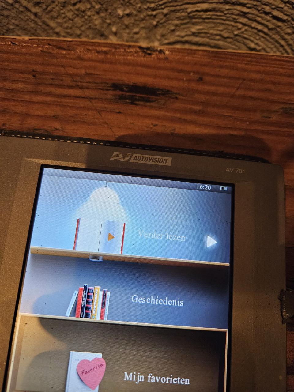 AV Autovision AV-701 e-Reader met oplader en hoes