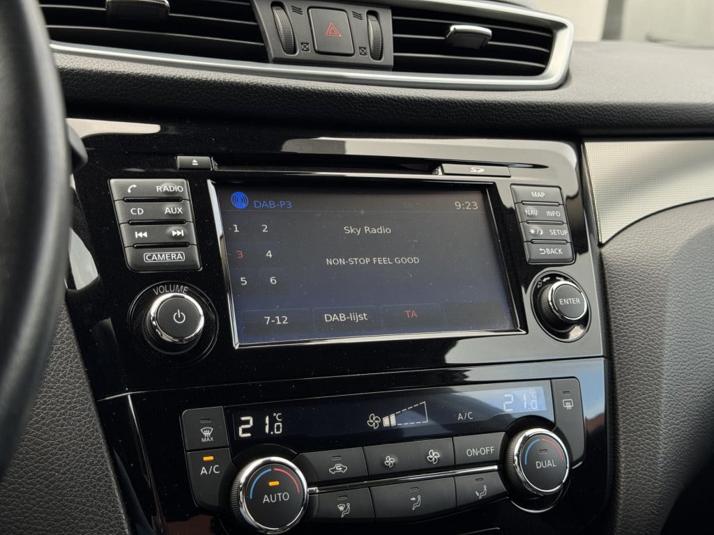 Nissan Qashqai 1.2 n-connecta | trekhaak | navigatie | 360° camera | keyles