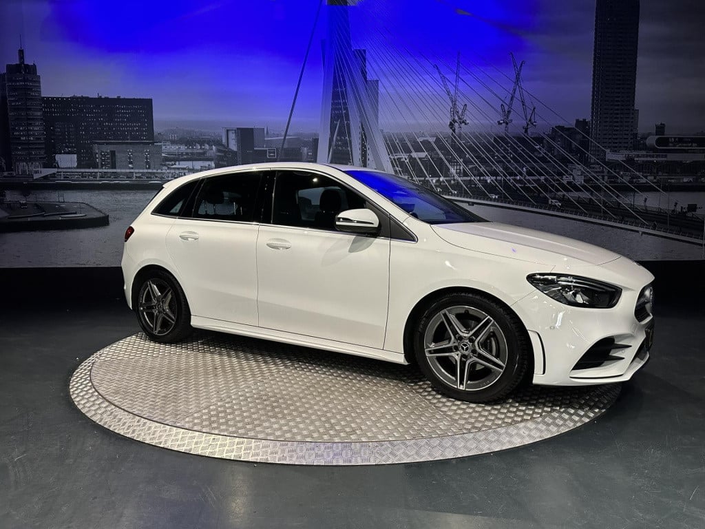Mercedes-Benz B-Klasse 200 business solution amg