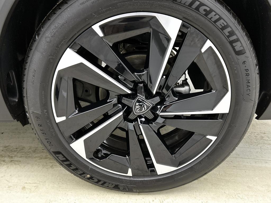 Peugeot 408 hybrid 145pk automaat allure | rijklaar | 19" lmv | camera | ap