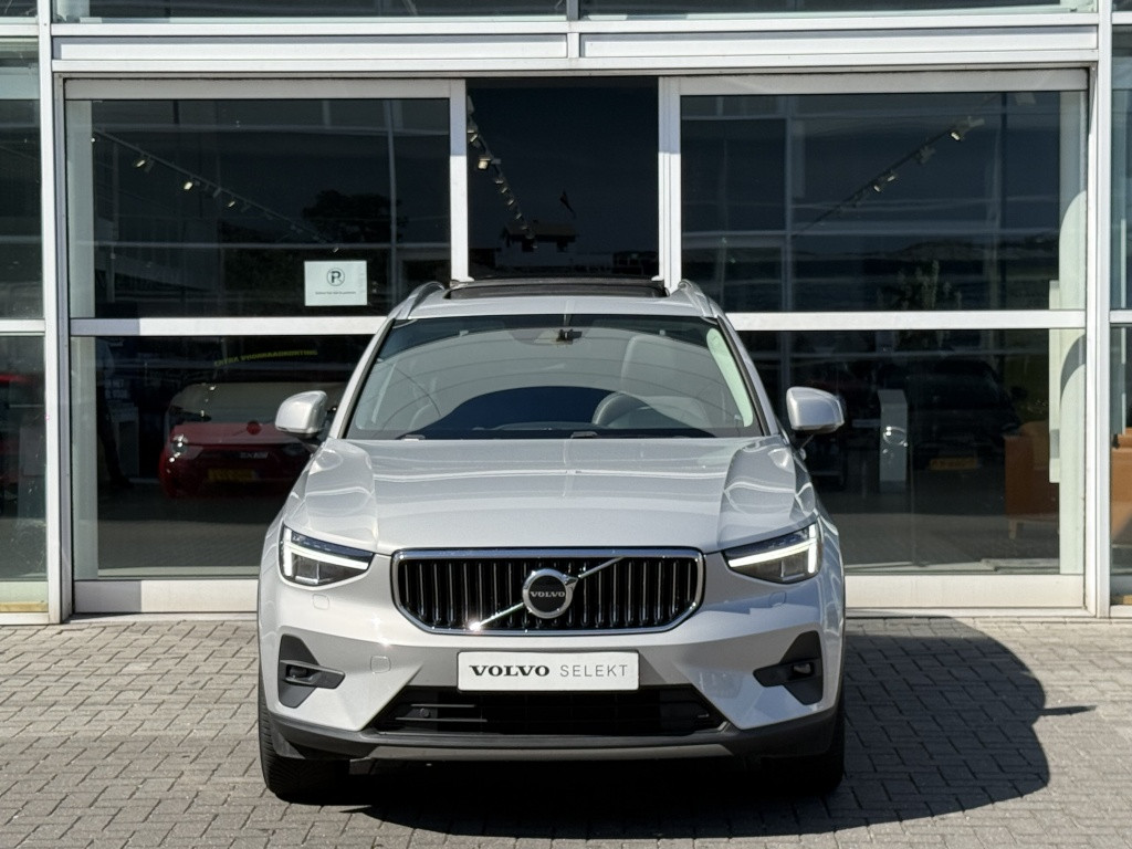Volvo XC40 t5 262pk recharge ultimate bright| panodak| adap.cruise| trekhaa