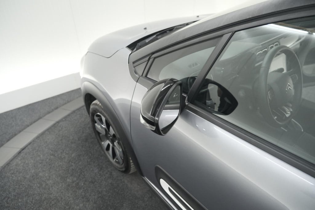 Citroen C3 puretech 110 eat6 max | camera | parkeersensoren | navigatie | a