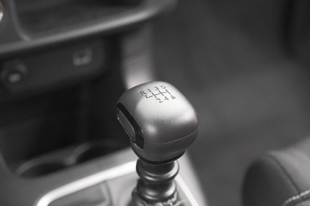 Citroen C3 puretech 110 shine | camera | navigatie | apple carplay