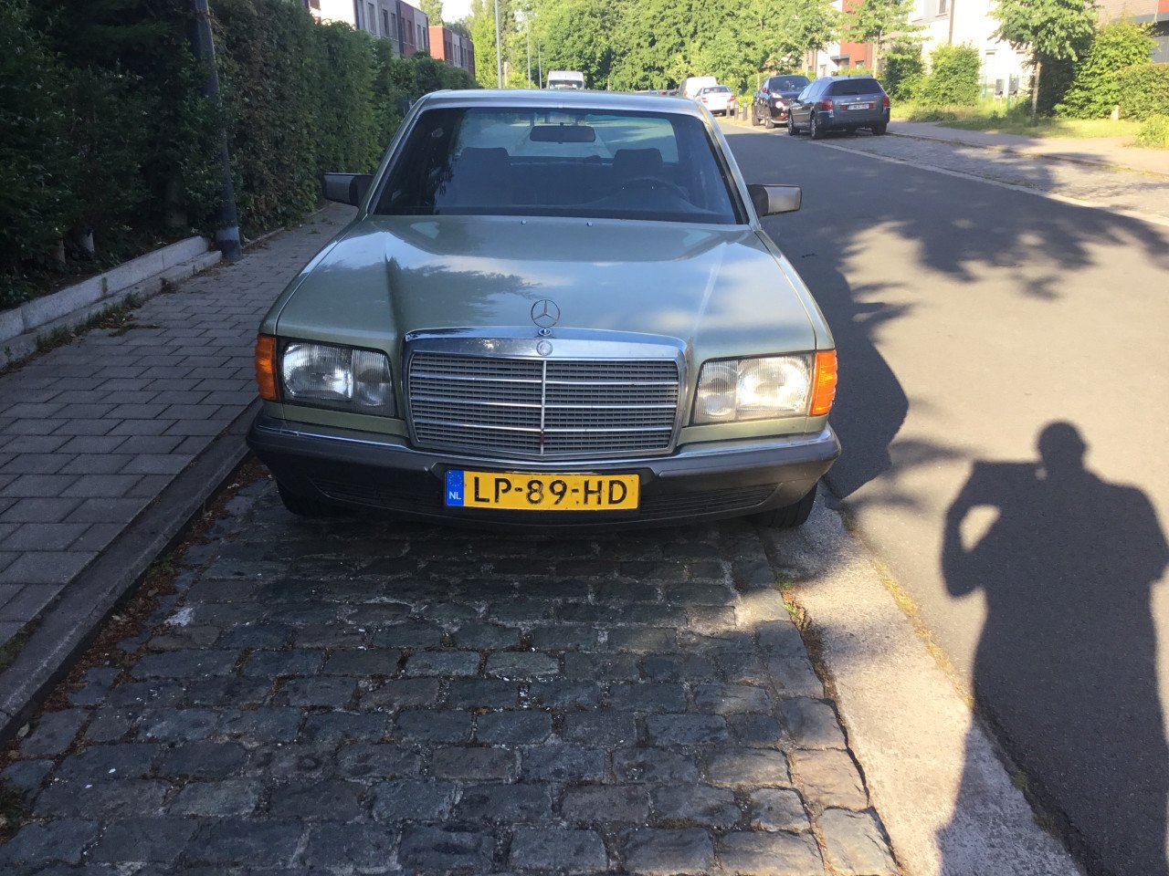 Mercedes benz oldtimer w126 S280, 1984