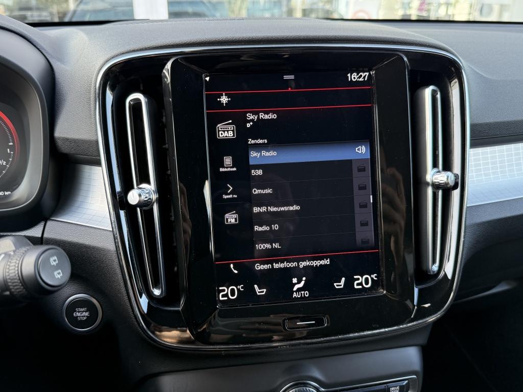 Volvo XC40 t4 211pk recharge plus dark| panodak| camera| h&k sound| elek.