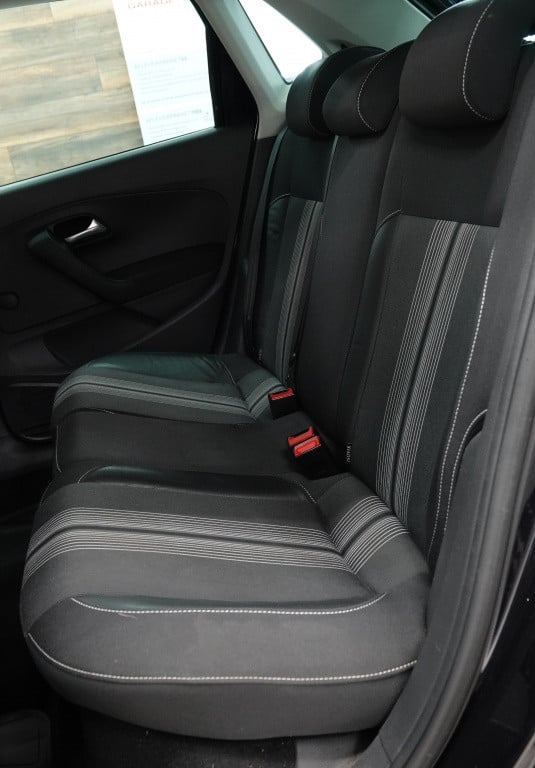 Volkswagen Polo 1.2-12v comfortline | cruise | pdc | airco |