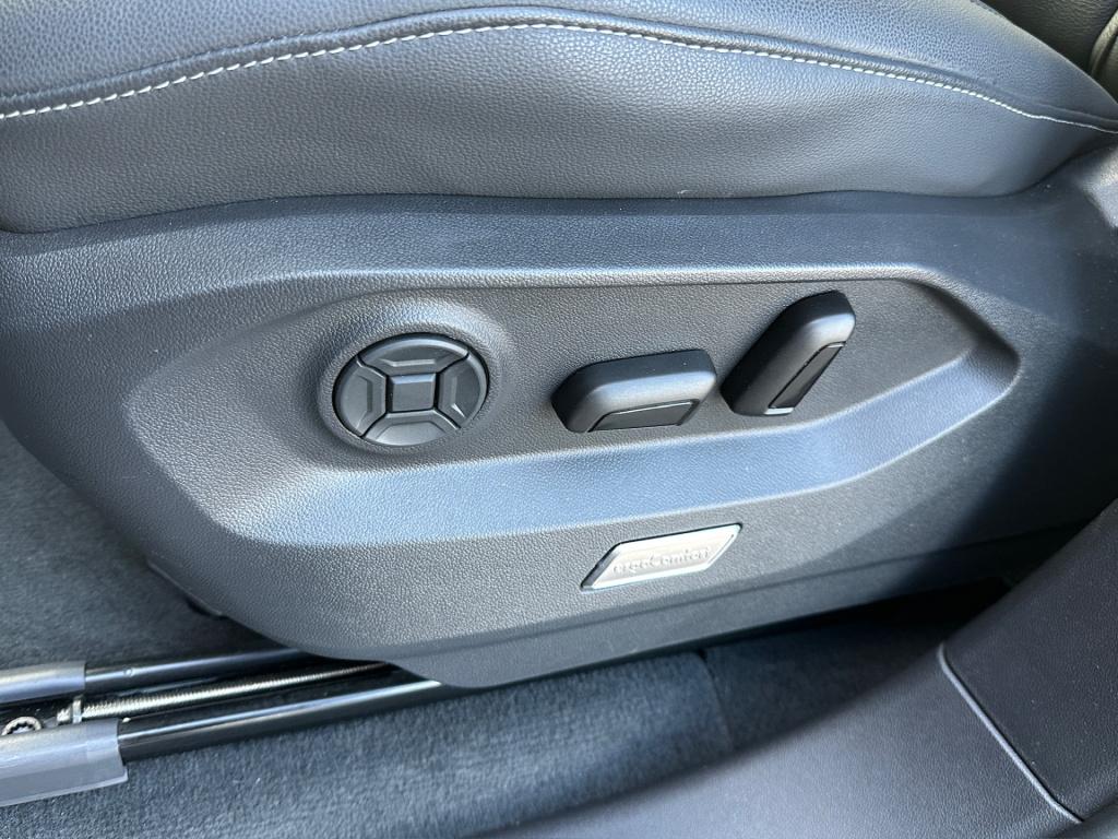 Volkswagen Touareg 3.0 tsi ehybrid 4motion elegance | panoramadak | head up