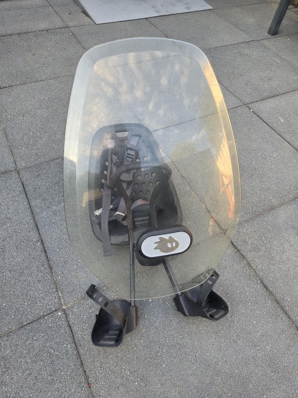 Yepp Mini voorzitje met windscherm – in nette staat