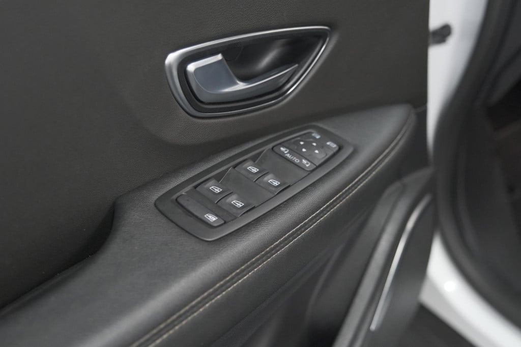 Renault Grand Scenic tce 140 edc intens | 7 zitplaatsen | trekhaak | camera