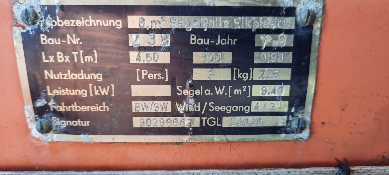 Zeilboot met trailer